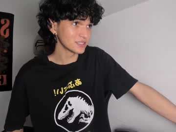 Halan_Jr Chaturbate stream image from August 20, 2025