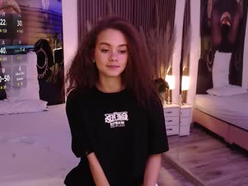 Miticabrennet Chaturbate stream image from August 20, 2025