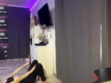 Peggyfelton Chaturbate stream image from August 20, 2025