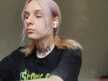 Regenademarrais Chaturbate stream image from August 20, 2025