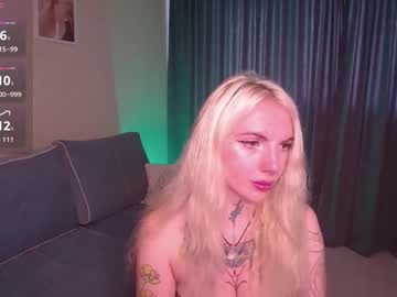 Annetenet Chaturbate stream image from August 20, 2025