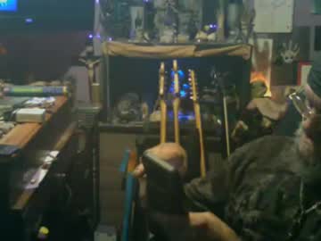 Johnnyshung1 Chaturbate stream image from August 20, 2025