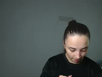 Olivia_Oliv Chaturbate stream image from August 20, 2025