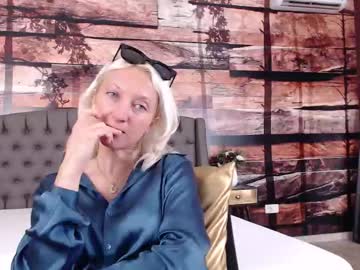 Natalie_Bitton Chaturbate stream image from August 20, 2025