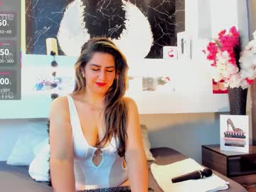 Cinthya_Mjs Chaturbate stream image from August 20, 2025