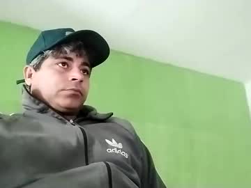 9vinhocamshow Chaturbate stream image from August 20, 2025