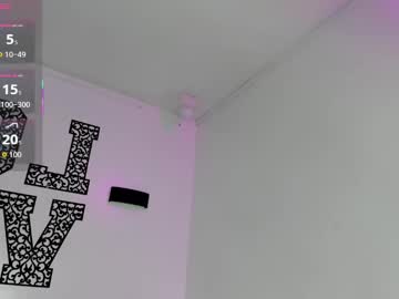 Belinda_Ws Chaturbate stream image from August 20, 2025