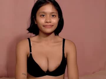 Marrymebabexx_ Chaturbate stream image from August 20, 2025