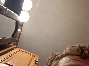 Cfaries1995 Chaturbate stream image from August 20, 2025
