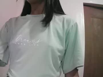 Ressibebegirl22 Chaturbate stream image from August 20, 2025