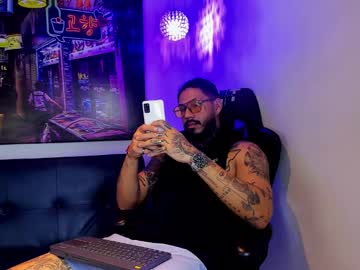 Hache222 Chaturbate stream image from August 20, 2025