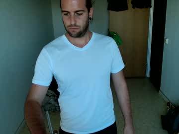 Hei_69 Chaturbate stream image from August 20, 2025