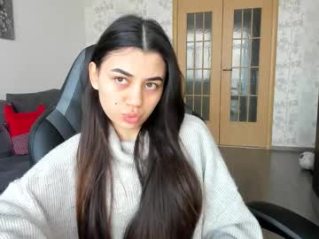 Lanalandd Chaturbate stream image from August 20, 2025