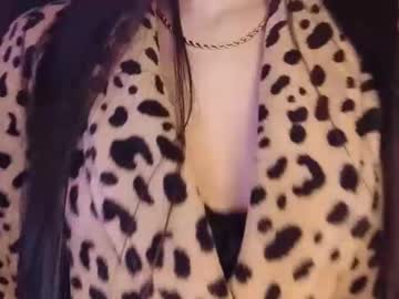 Sexyideusa Chaturbate stream image from August 20, 2025