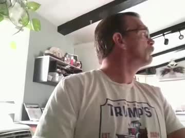 Fxson8 Chaturbate stream image from August 20, 2025