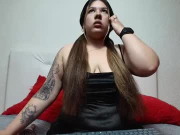 Lina_Browm Chaturbate stream image from August 20, 2025