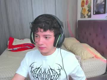 Moonlight_Baee Chaturbate stream image from August 20, 2025