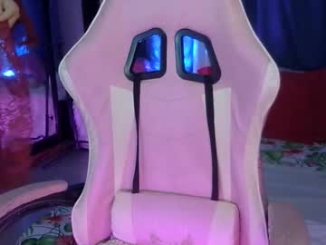 Queen_Kur Chaturbate stream image from August 20, 2025