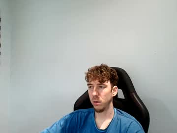 Dannythreeyway Chaturbate stream image from August 20, 2025