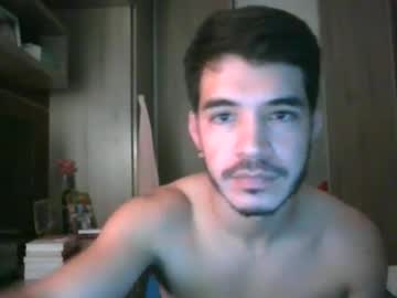 Gznnn Chaturbate stream image from August 20, 2025