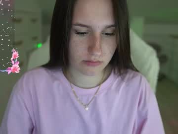 Lizzi_Fox Chaturbate stream image from August 20, 2025