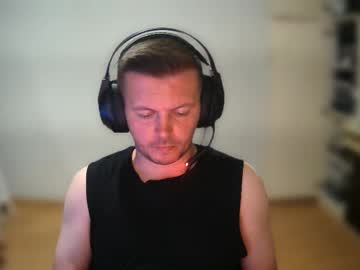 Ugurr90 Chaturbate stream image from August 20, 2025