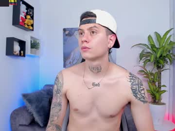Yeiko_Romero_ Chaturbate stream image from August 20, 2025