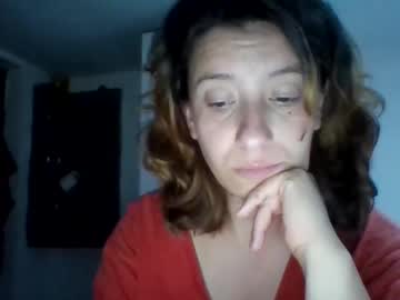 Alma_Amy Chaturbate stream image from August 20, 2025