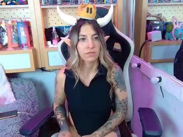 Anny_Stan Chaturbate stream image from August 20, 2025
