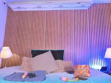 Keeyla_Stone Chaturbate stream image from August 20, 2025