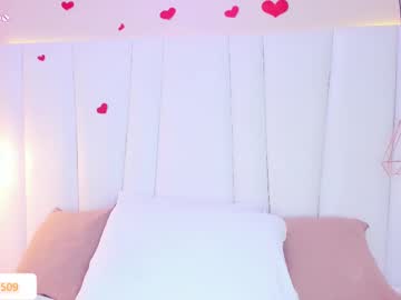 Melanieklaus Chaturbate stream image from August 20, 2025