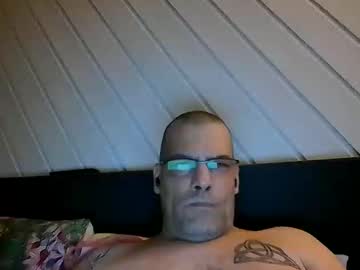 Tekwolf Chaturbate stream image from August 20, 2025