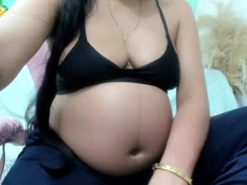 Kylie_Sweett_ Chaturbate stream image from August 20, 2025