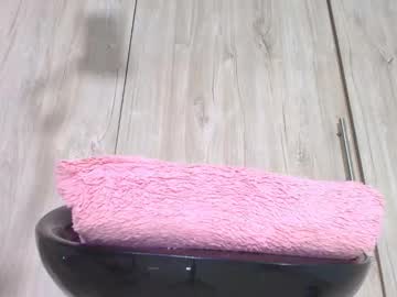 Rachellbrunet22 Chaturbate stream image from August 20, 2025