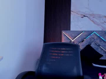 Anniefoox Chaturbate stream image from August 20, 2025