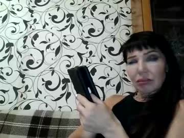 Jeanedavis Chaturbate stream image from August 20, 2025