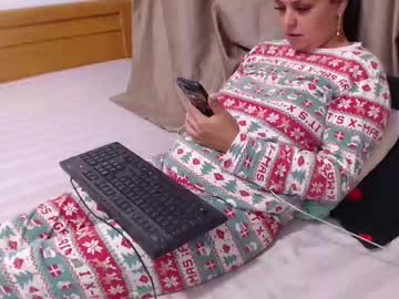 Jessiestar3 Chaturbate stream image from August 20, 2025