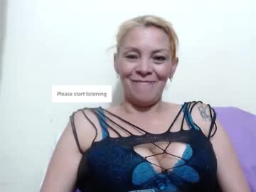 Barbiemature Chaturbate stream image from August 20, 2025