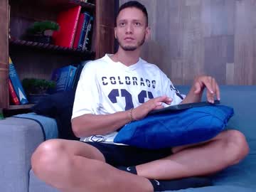 Gabrieldraven Chaturbate stream image from August 20, 2025
