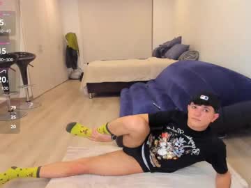 Patrick_Sanzz Chaturbate stream image from August 20, 2025
