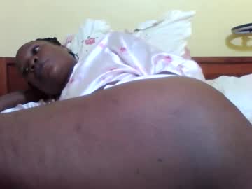 Princessmiles2 Chaturbate stream image from August 21, 2025