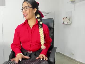 Paulina_Dossantos Chaturbate stream image from August 21, 2025