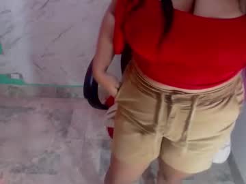 Adelainsexcm101 Chaturbate stream image from August 21, 2025