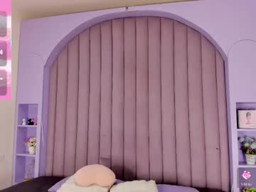 Annavic_ Chaturbate stream image from August 21, 2025