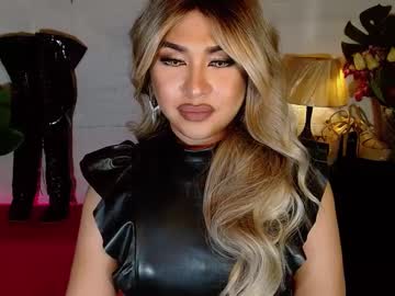 Pukesavurrat Chaturbate stream image from August 21, 2025