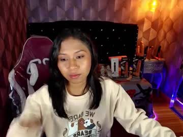 Siarawuayuu Chaturbate stream image from August 21, 2025