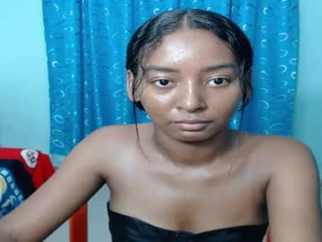 Alice_411 Chaturbate stream image from August 21, 2025