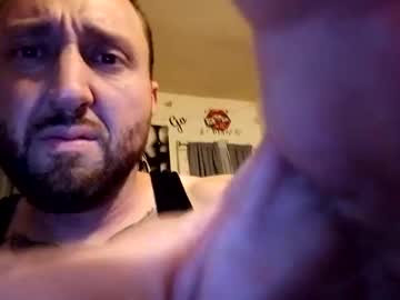 Chris42412310285 Chaturbate stream image from August 21, 2025