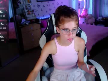 Molly_Barbie Chaturbate stream image from August 21, 2025