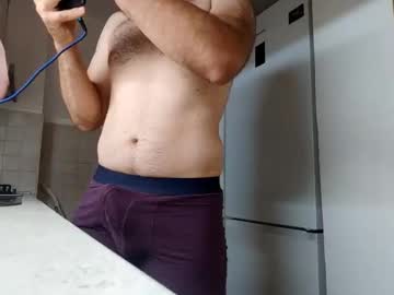 Moneyeuro Chaturbate stream image from August 21, 2025
